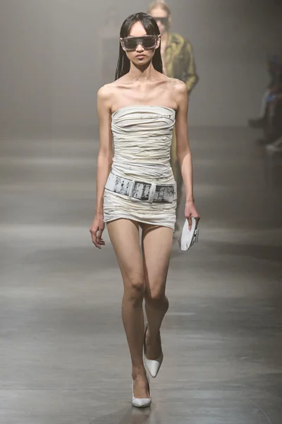 Look 36